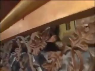 इंटररेशियल फक्किंग