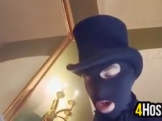 Európai szukák -ban egy hármasban