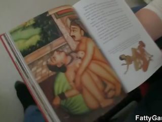 वसायुक्त गेम: स्टूडेंट बेकार है उसके फॅट टीचर